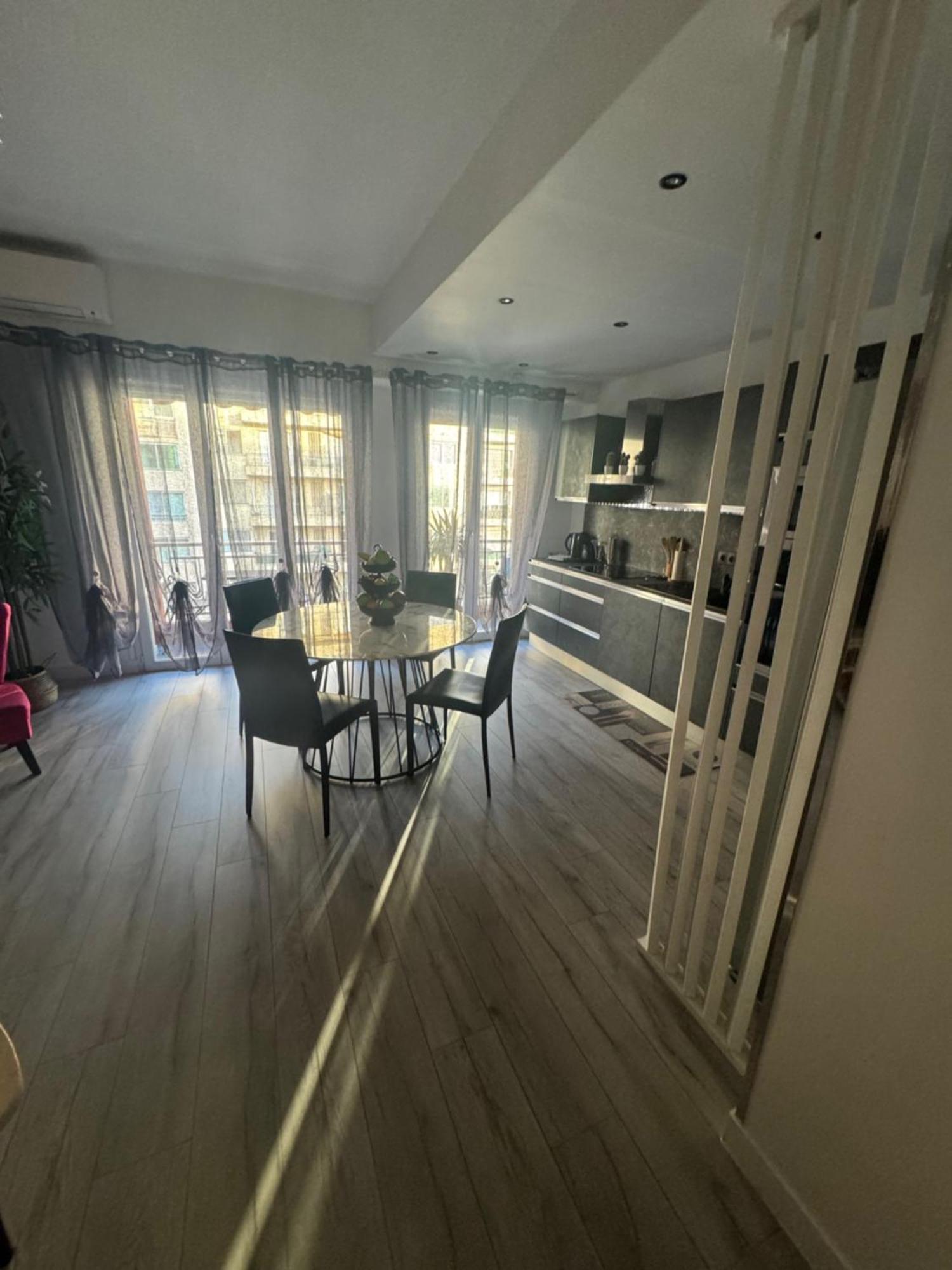 Gorgeous 2 Bedrooms Holiday Apartement Nice Exterior photo
